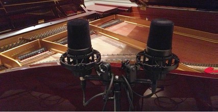 AKG 414 Piano Recording